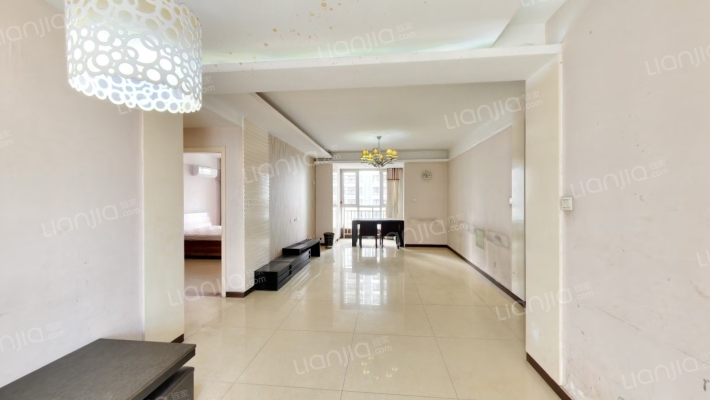 安联青年城二手房实景图