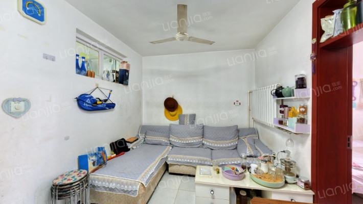 无线电十六厂宿舍二手房实景图