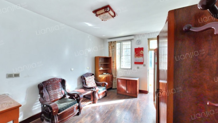 海会新村二手房实景图