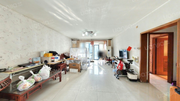 郁金香舍二手房实景图