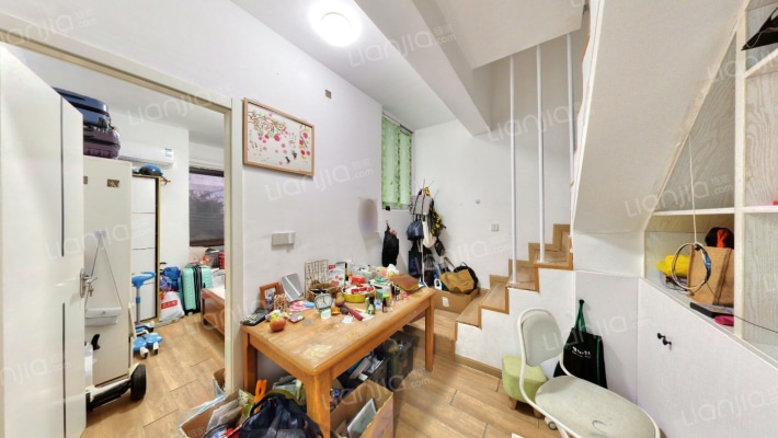 龙湖滟澜香颂二手房实景图