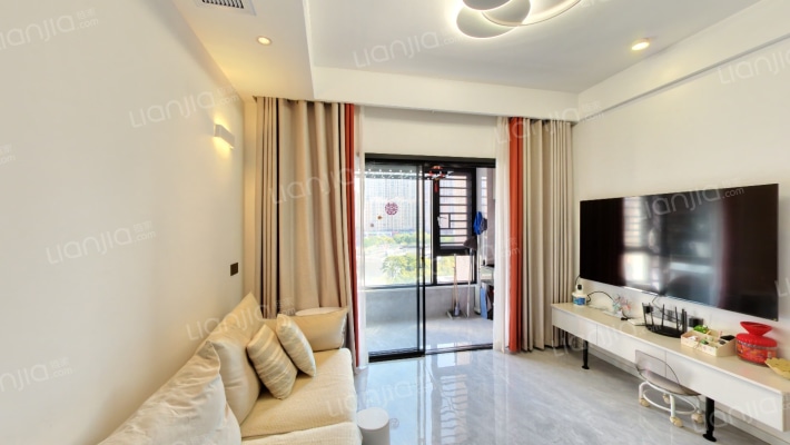 恒宇国际华府二手房实景图