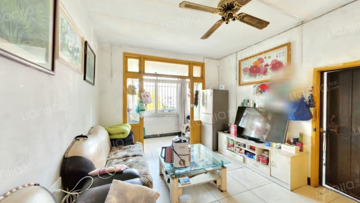 双新苑二手房实景图