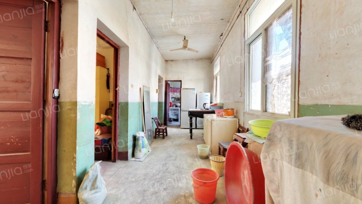 凤凰山小区二手房实景图