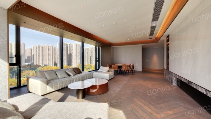 达美寰宇中心二期二手房实景图