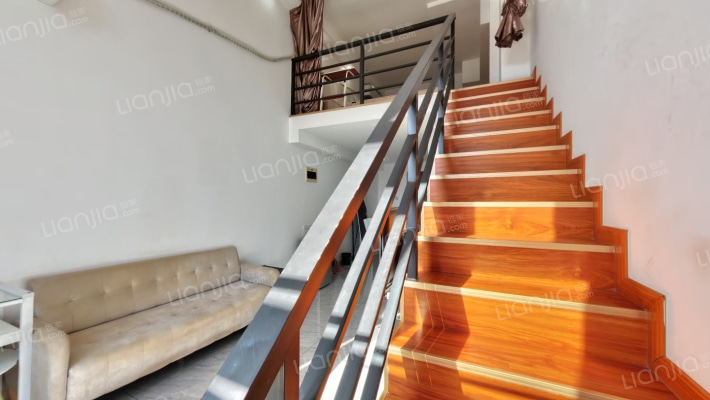 弘坤云寓二手房实景图