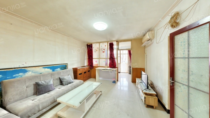 青年南路7号楼二手房实景图