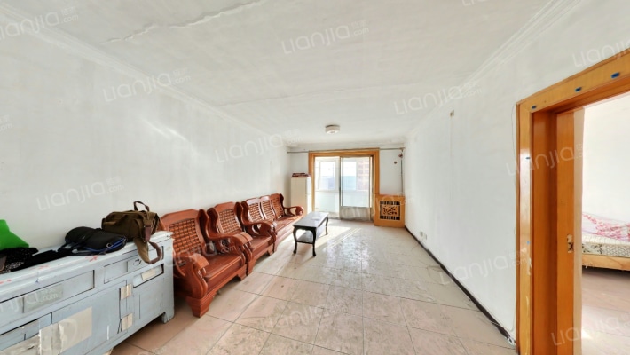 房山火车站家属楼二手房实景图