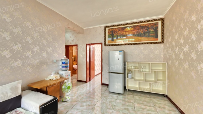 迎宾路189号二手房实景图