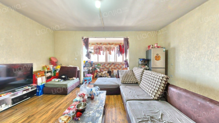 长运家园二手房实景图