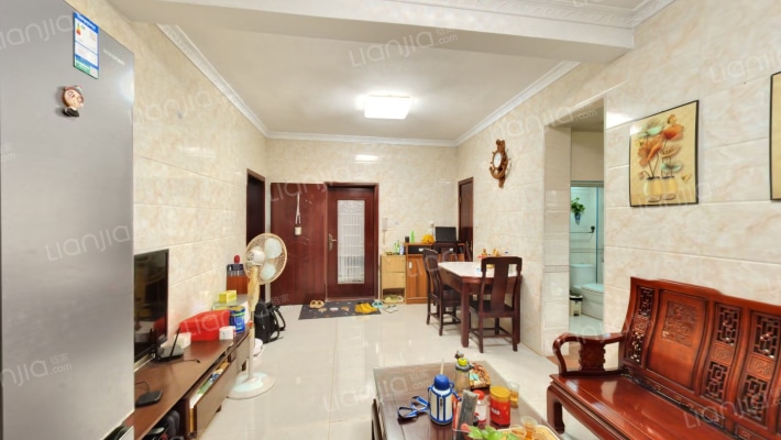 东兴小区二手房实景图