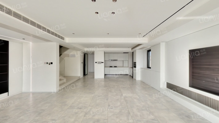保利樾公馆二手房实景图