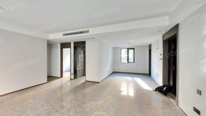 华侨城国际小镇宝教湾B区二手房实景图