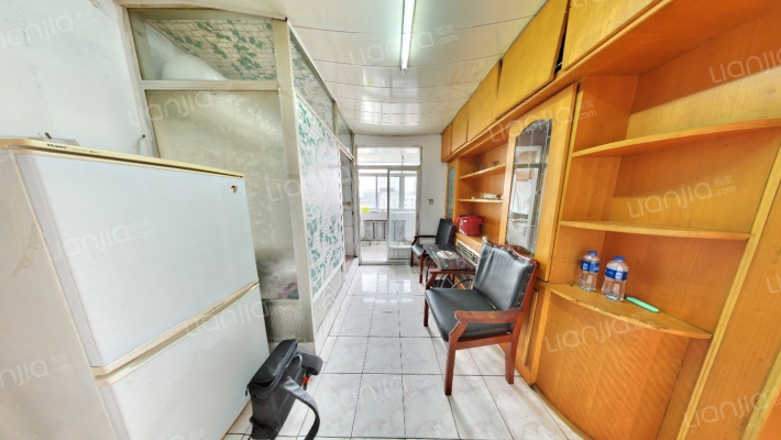 御苑新邨二手房实景图