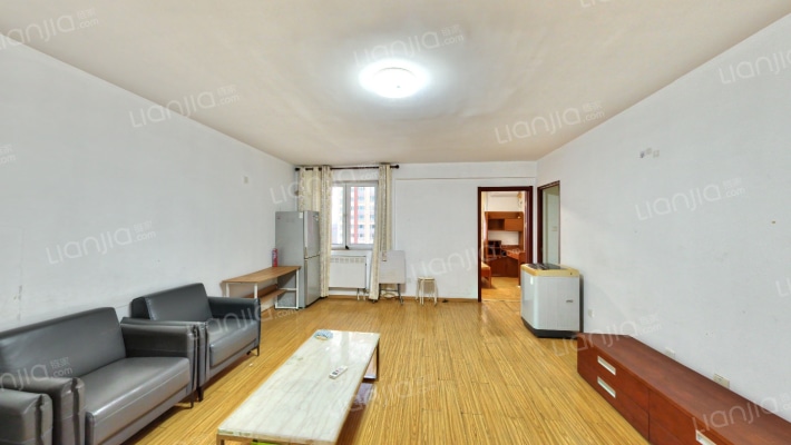 龙冠冠华苑萱草园二手房实景图