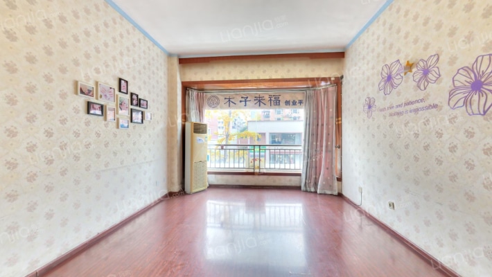 灵龙路236号二手房实景图