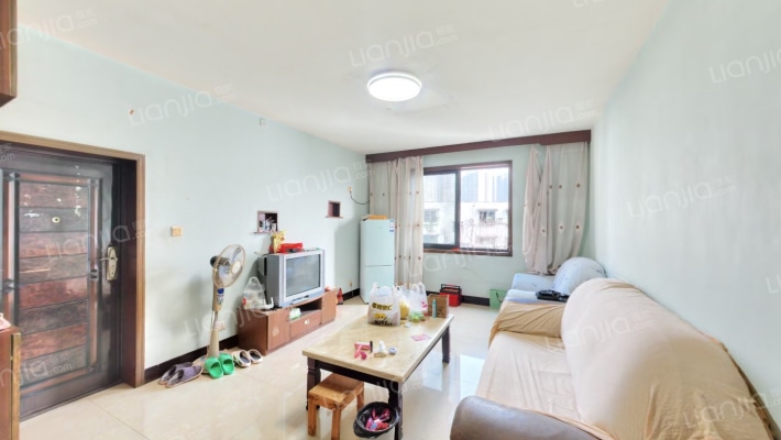 柏林千和居二期二手房实景图