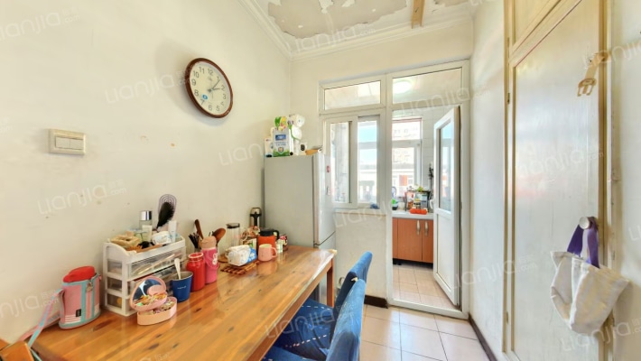 北影小区二手房实景图