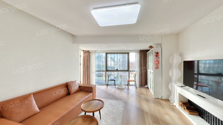 公园1872国际公寓二手房实景图