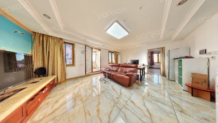 泊岸二手房实景图