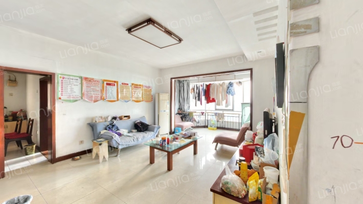 缔煌城电梯公寓二手房实景图