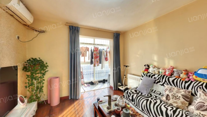 康泰园二手房实景图