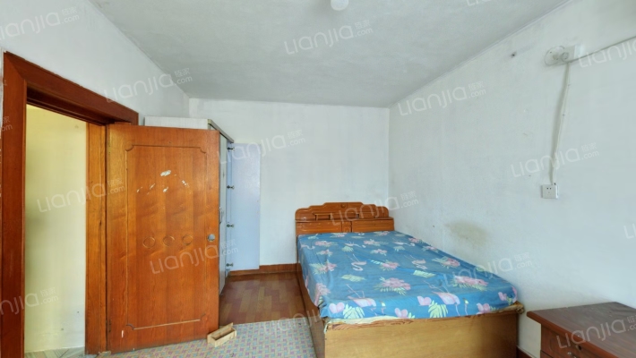 塔柏小区二手房实景图