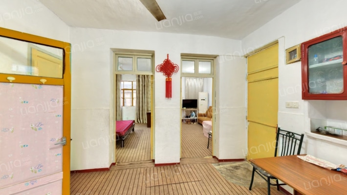 水管局宿舍二手房实景图