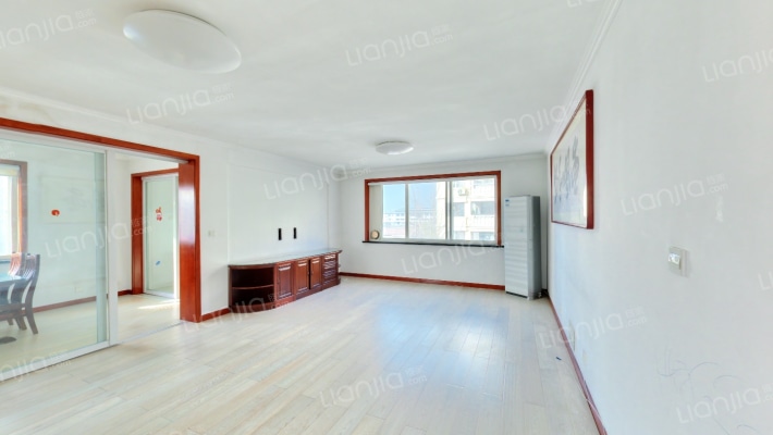 怡文小区二手房实景图