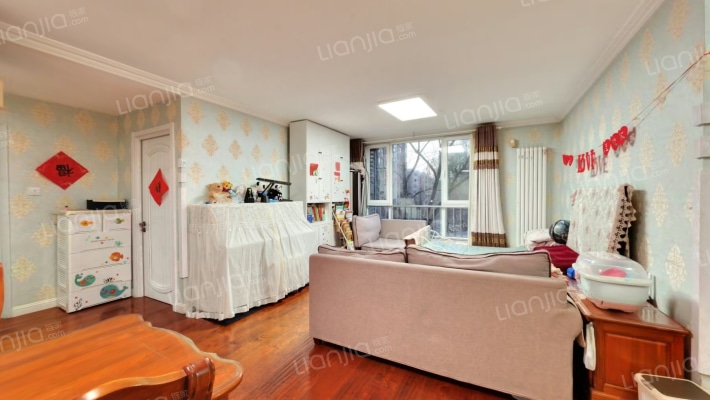 新兴年代二手房实景图