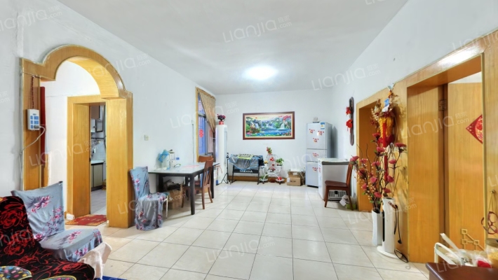 高雄路25号二手房实景图