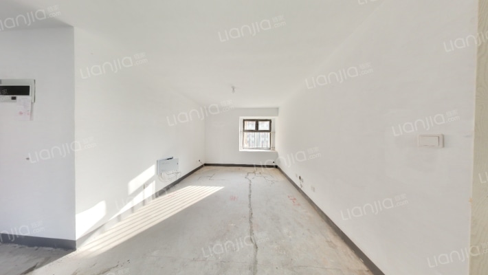 国融君悦府二手房实景图