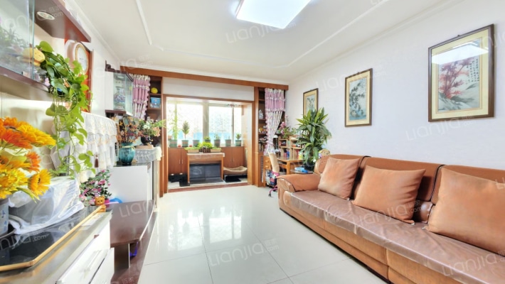 京艺新地二手房实景图