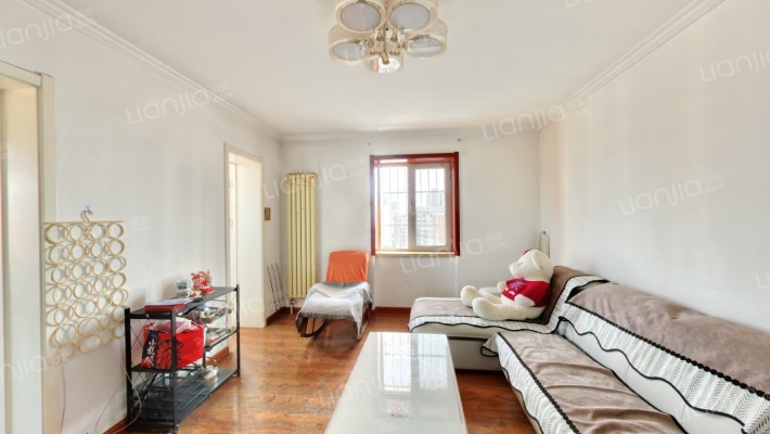 兴泰北里二手房实景图