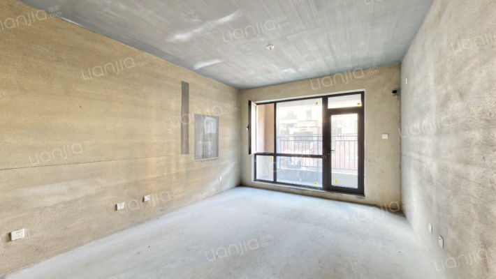 碧海新苑二手房实景图