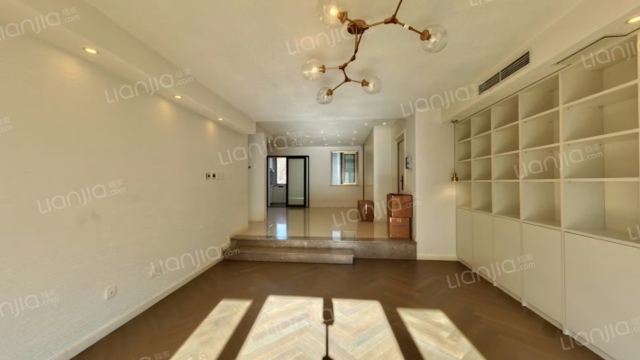 香花畦家园二手房实景图