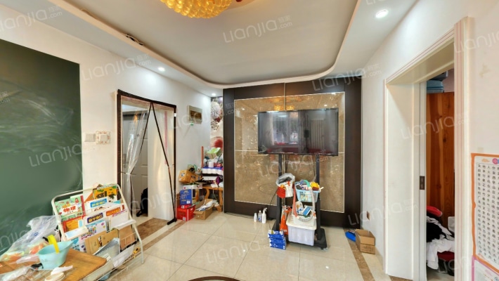 华龙苑中里二手房实景图