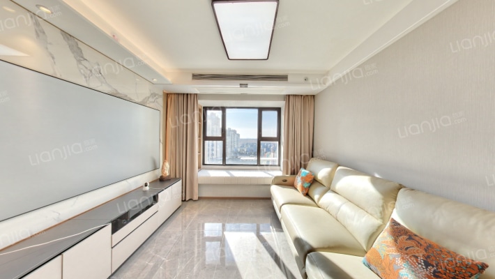 龙湖云河砚二手房实景图