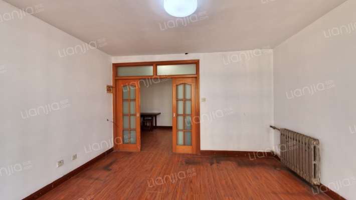 荣泰小区北区二手房实景图