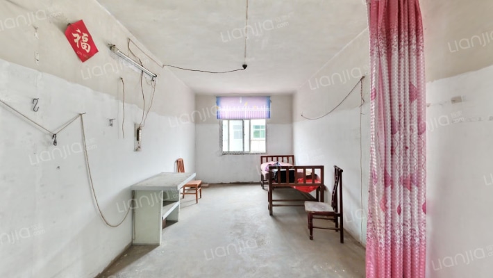 县建公司宿舍楼二手房实景图