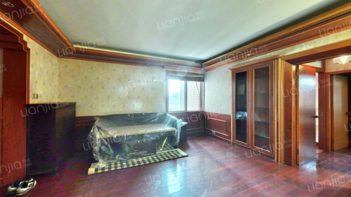 高级人民法院干警住宅楼二手房实景图