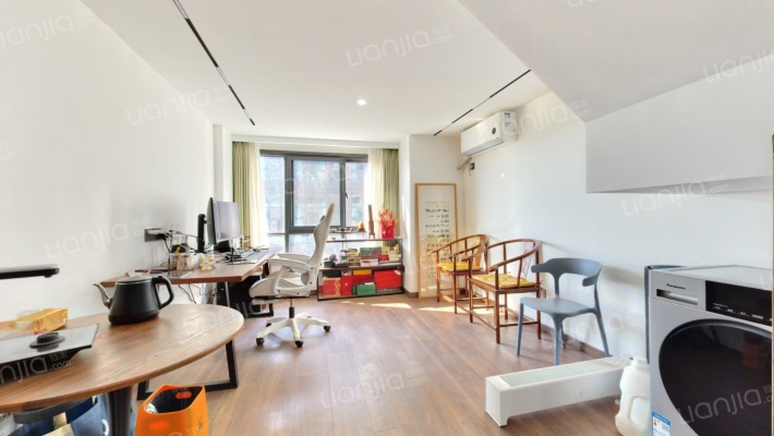 明发阅里商业中心二手房实景图