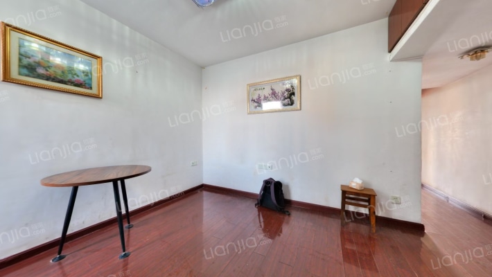 南方社区二手房实景图