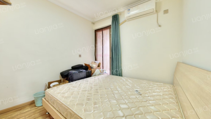 空港锦苑二手房实景图