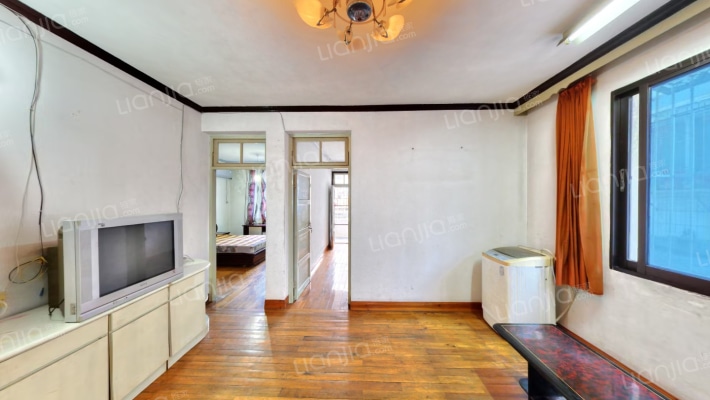 省旅宿舍二手房实景图