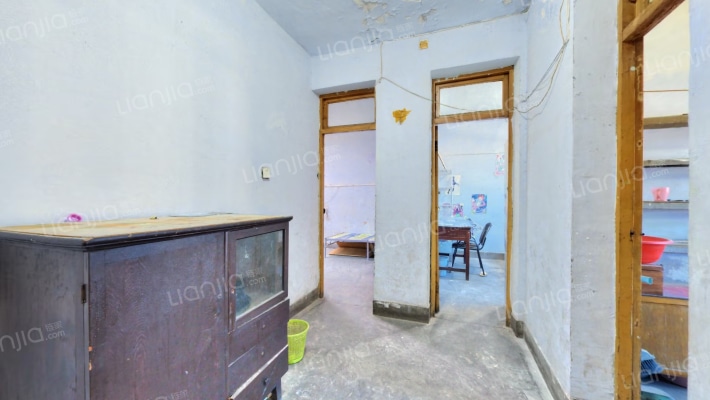 铁英街4号二手房实景图