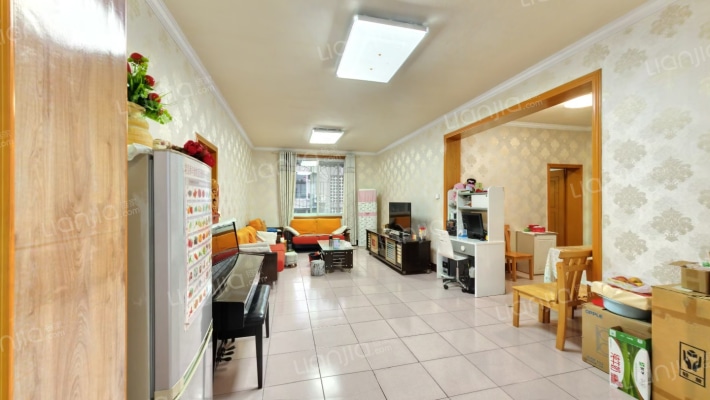 外南街182号二手房实景图