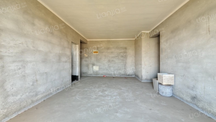 跃进家园C区二手房实景图