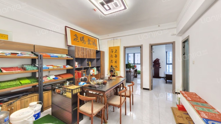 博雅盛世C区二手房实景图