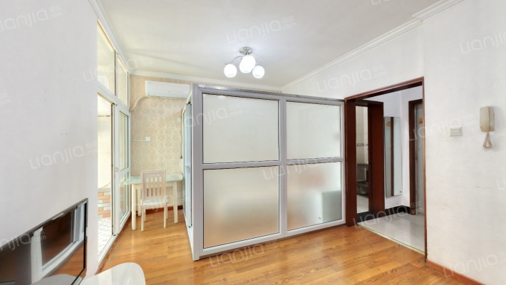 京艺天朗二手房实景图